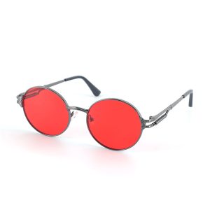 Fashionable women's sunglasses